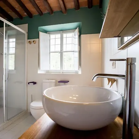 Casale Rinnovato Immerso Nella Campagna Con Splendida Piscina Privata *