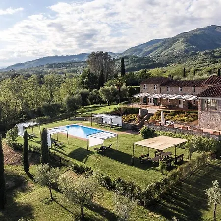 Casale Rinnovato Immerso Nella Campagna Con Splendida Piscina Privata
