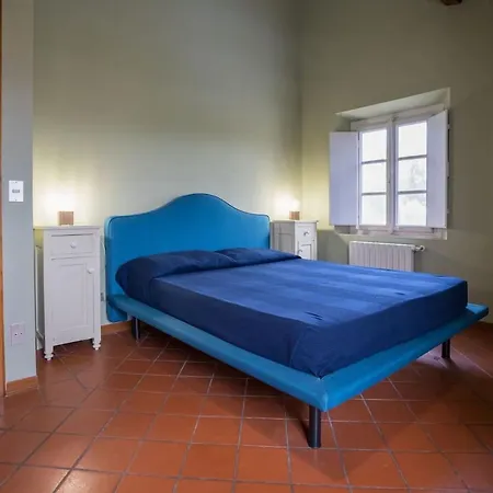 Casale Rinnovato Immerso Nella Campagna Con Splendida Piscina Privata Dom wakacyjny Capannori